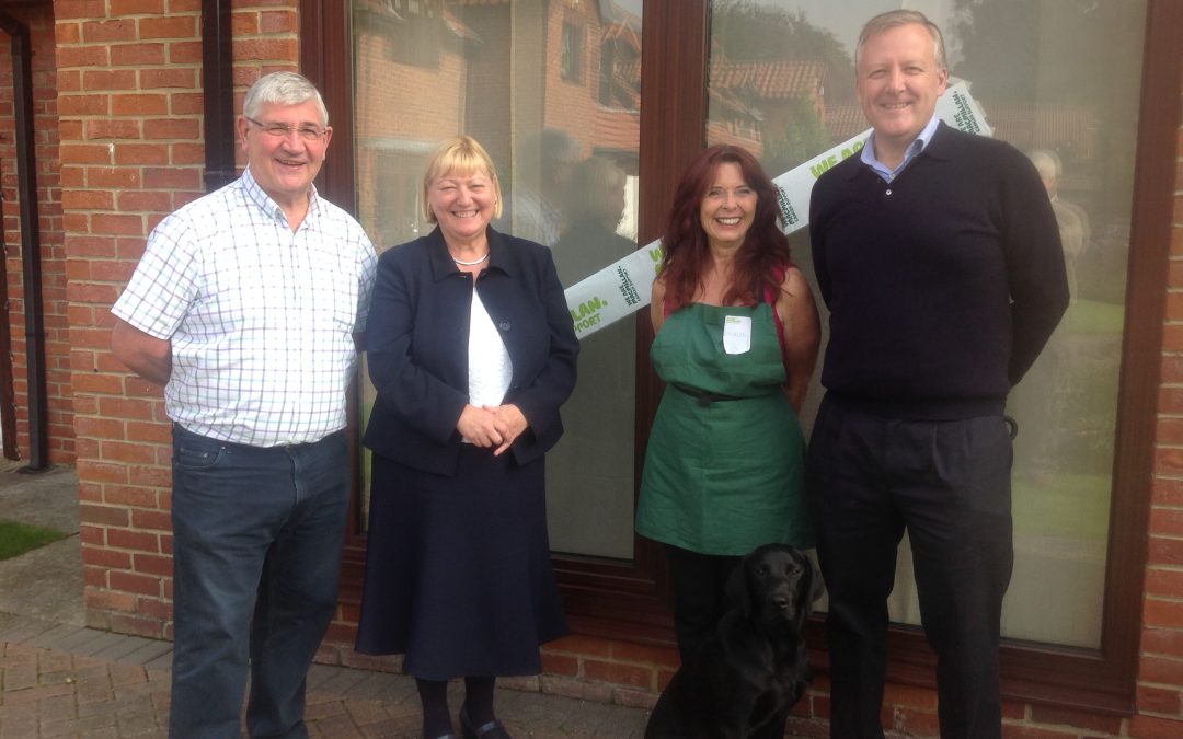 MACMILLAN_COFFEE_MORNING_28_SEPTEMBER_2013.jpg