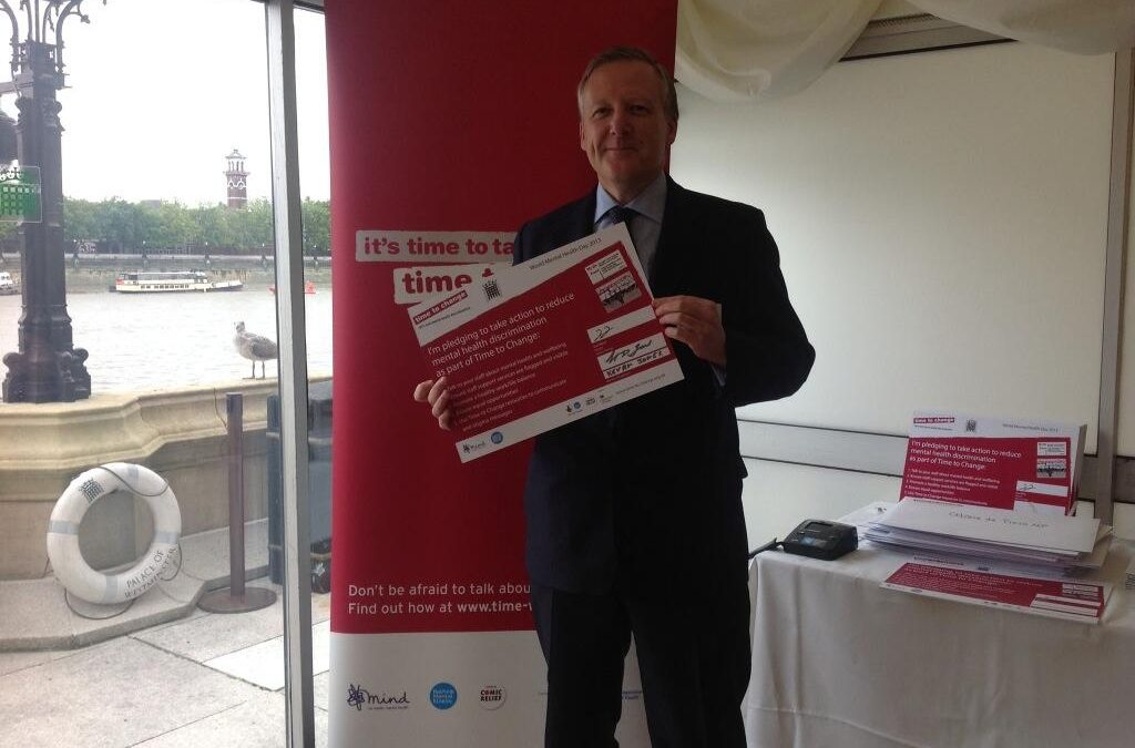 SIGNING_TIME_TO_CHANGE_PLEDGE_AT_PARLIAMENTARY_RECEPTION_FOR_WORLD_MENTAL_HEALTH_DAY.jpg